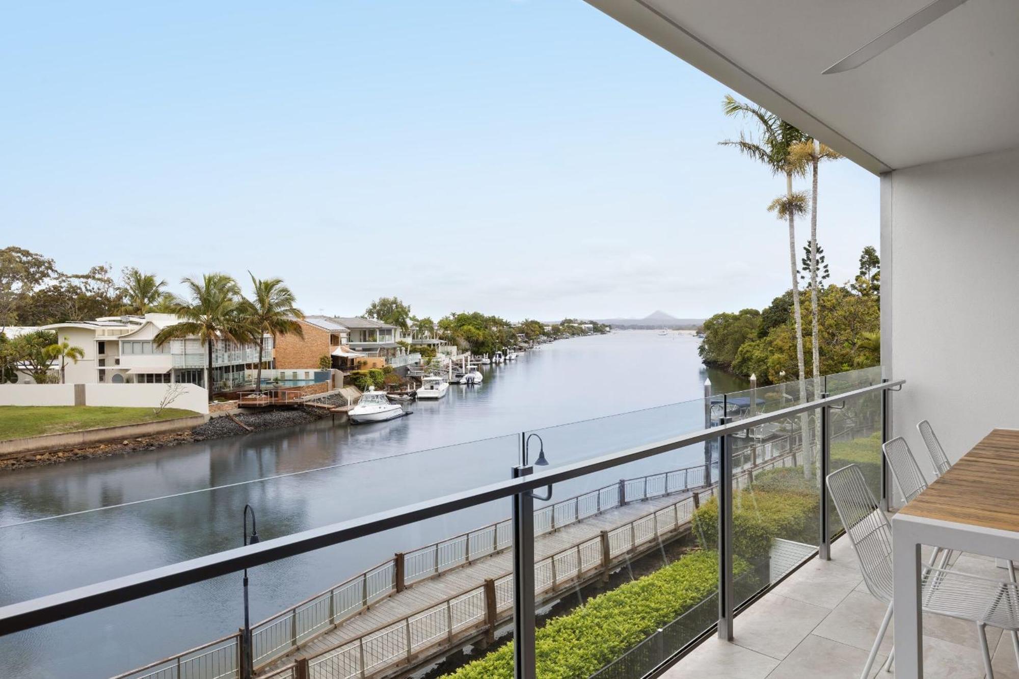 Jacaranda Noosa Aparthotel Bagian luar foto