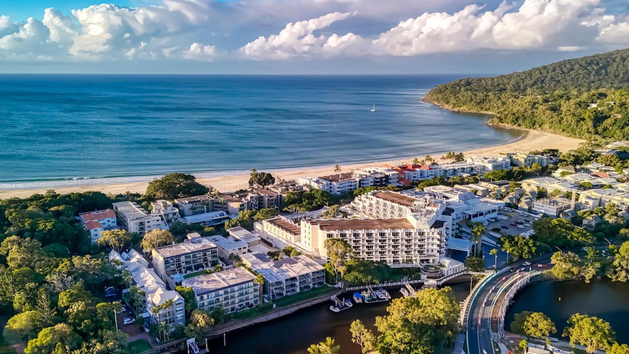 Jacaranda Noosa Aparthotel Bagian luar foto